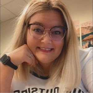 Meet your Posher, Aimee